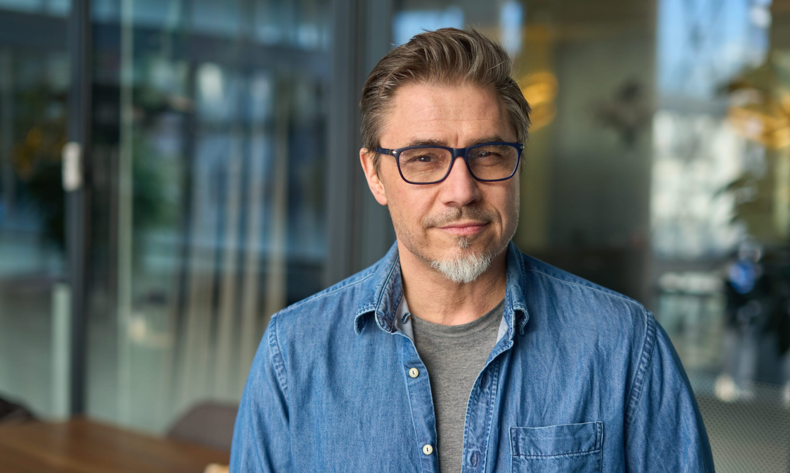 Homme de 50 à 60 ans